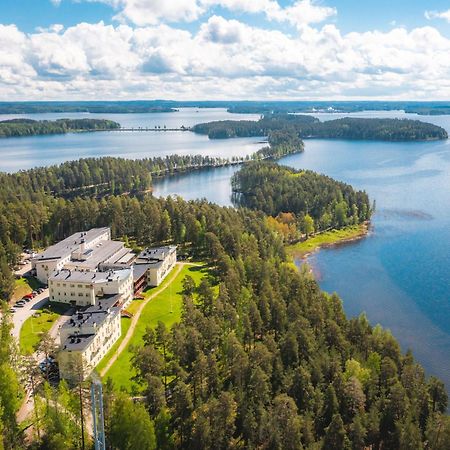 Hotel Kruunupuisto Punkaharju Kültér fotó