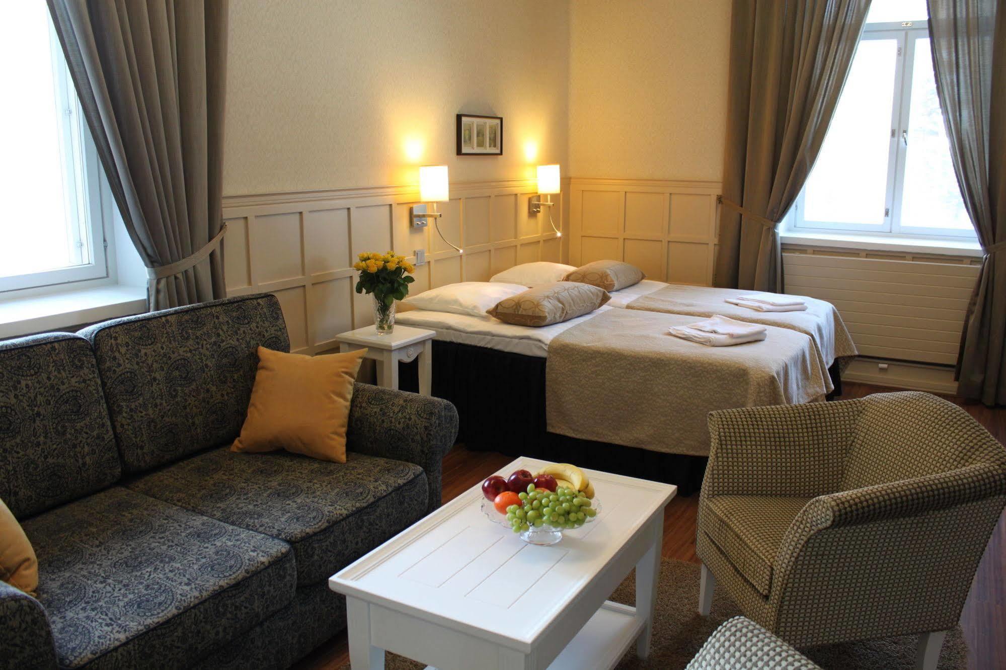 Hotel Kruunupuisto Punkaharju Kültér fotó